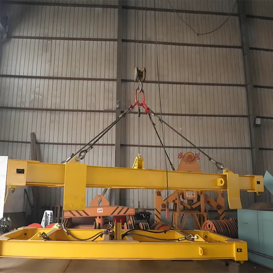 Telescopic Container Spreader for Heavy Lifting Equipment